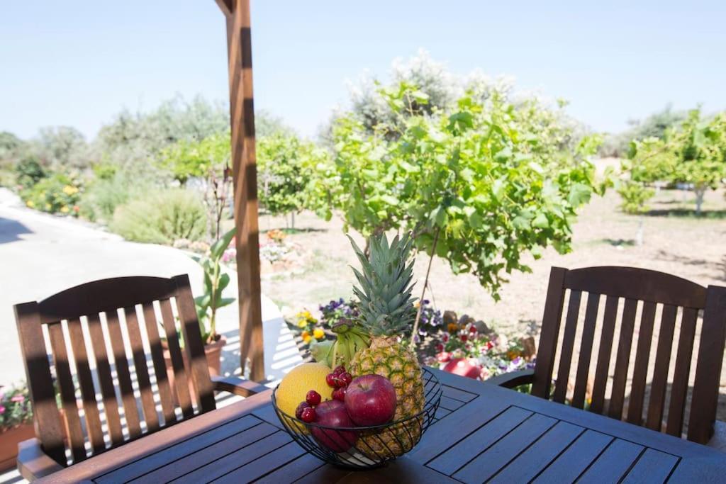 Serenity Studio Beach Home Afandou Exterior foto